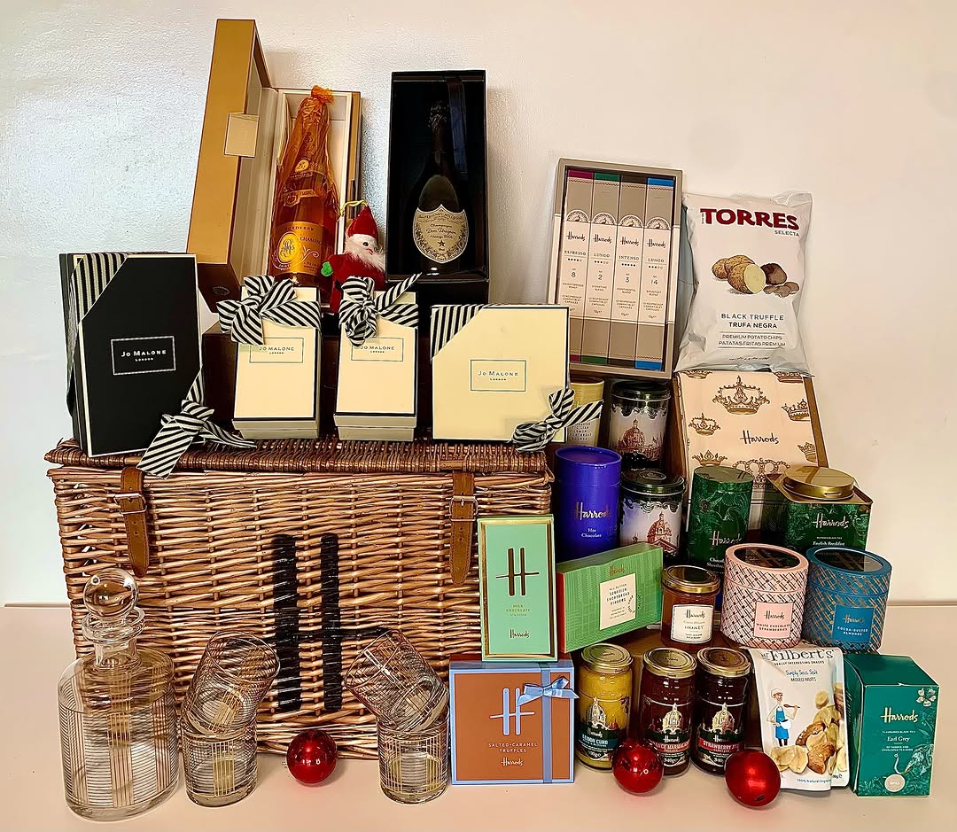 GIFTREE OAKWOOD HAMPER A